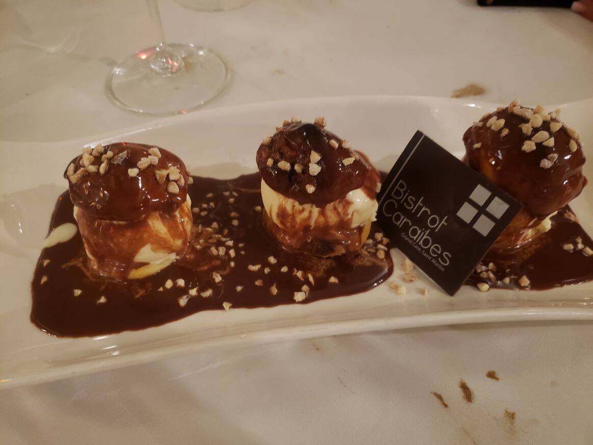 Attached picture bisrto caraibes profiteroles.jpg